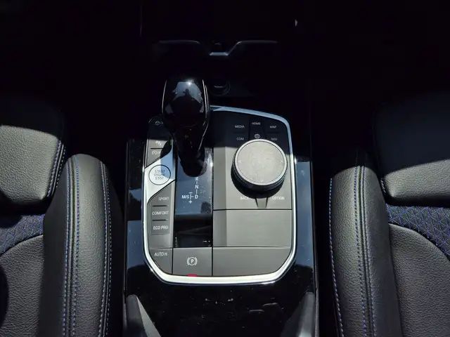 BMW 1 Series view 10