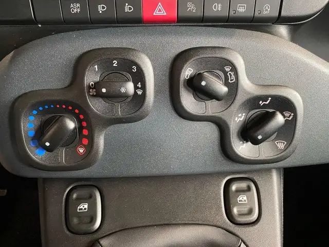 Fiat Panda view 12
