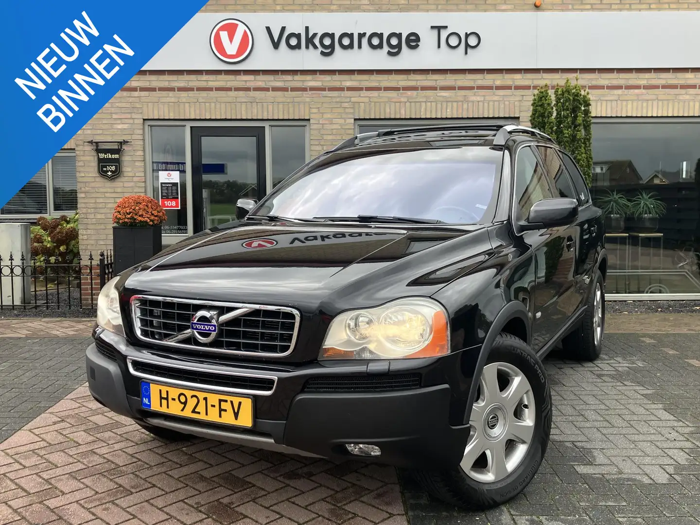 Volvo XC90 4.4 V8 Summum 7p. | Leder | Trekhaak | Youngtimer! Zwart - 1