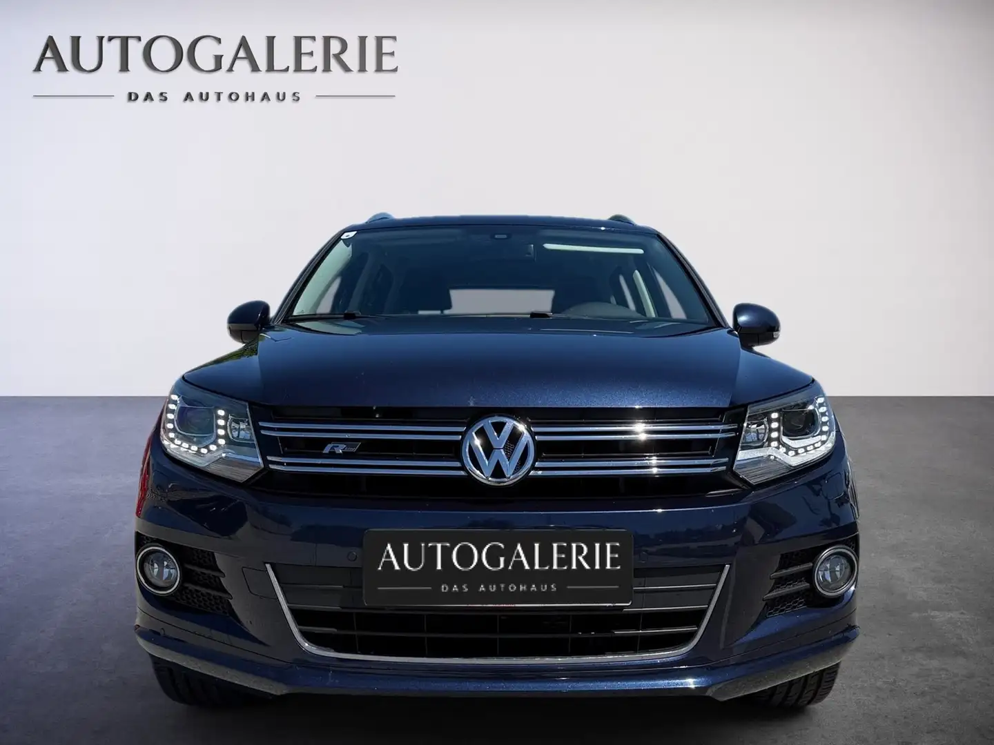 Volkswagen Tiguan Sport Blau - 2