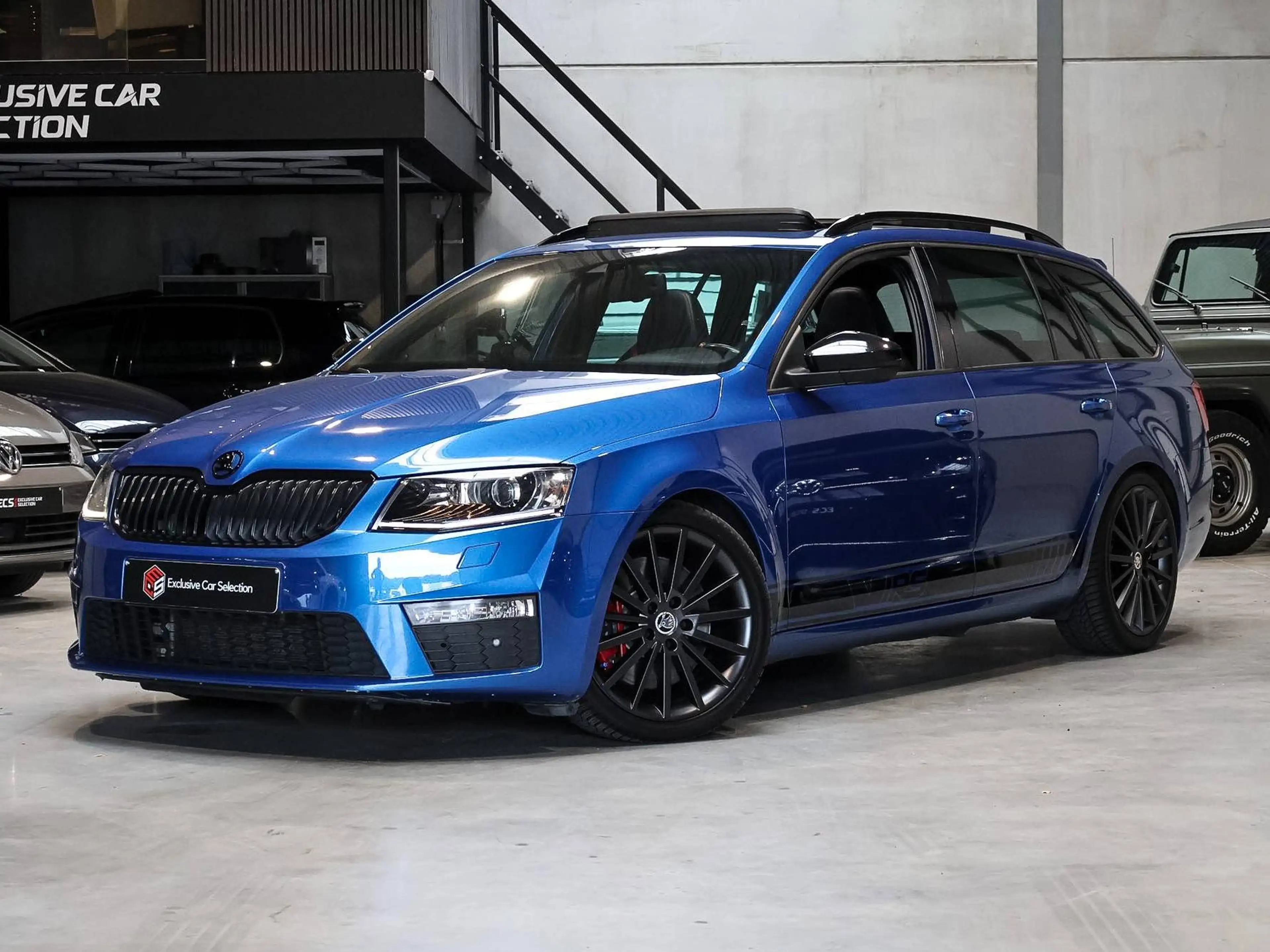 Skoda Octavia Octavia SW RS 2.0 TFSI DSG — photo 3