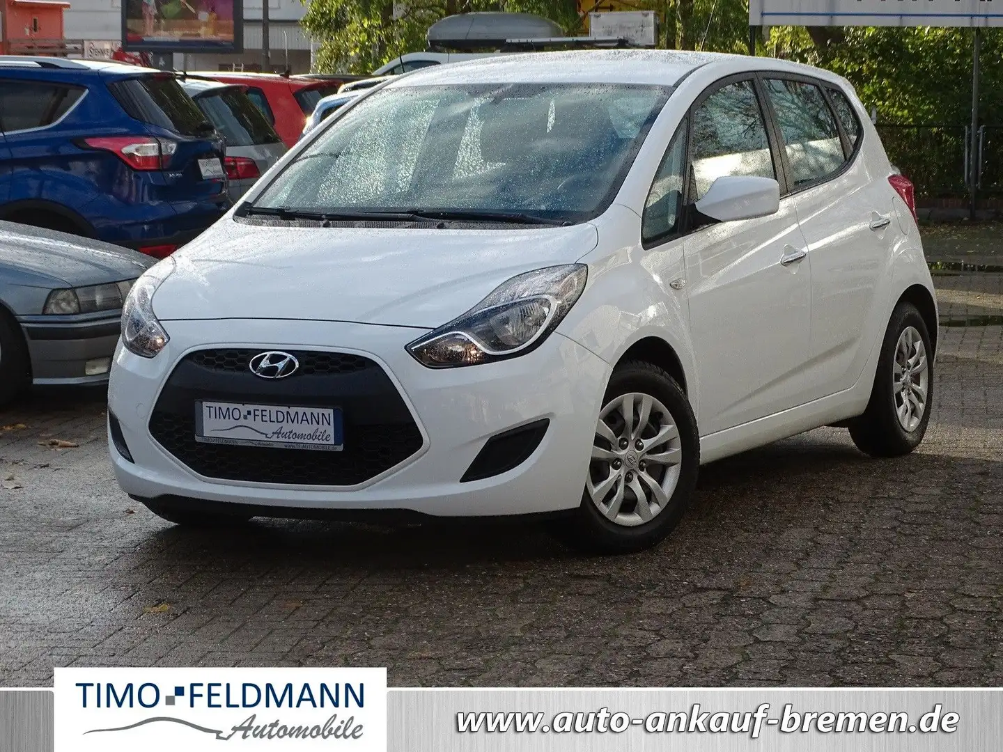 Hyundai iX20 1.4 blue Classic Weiß - 1