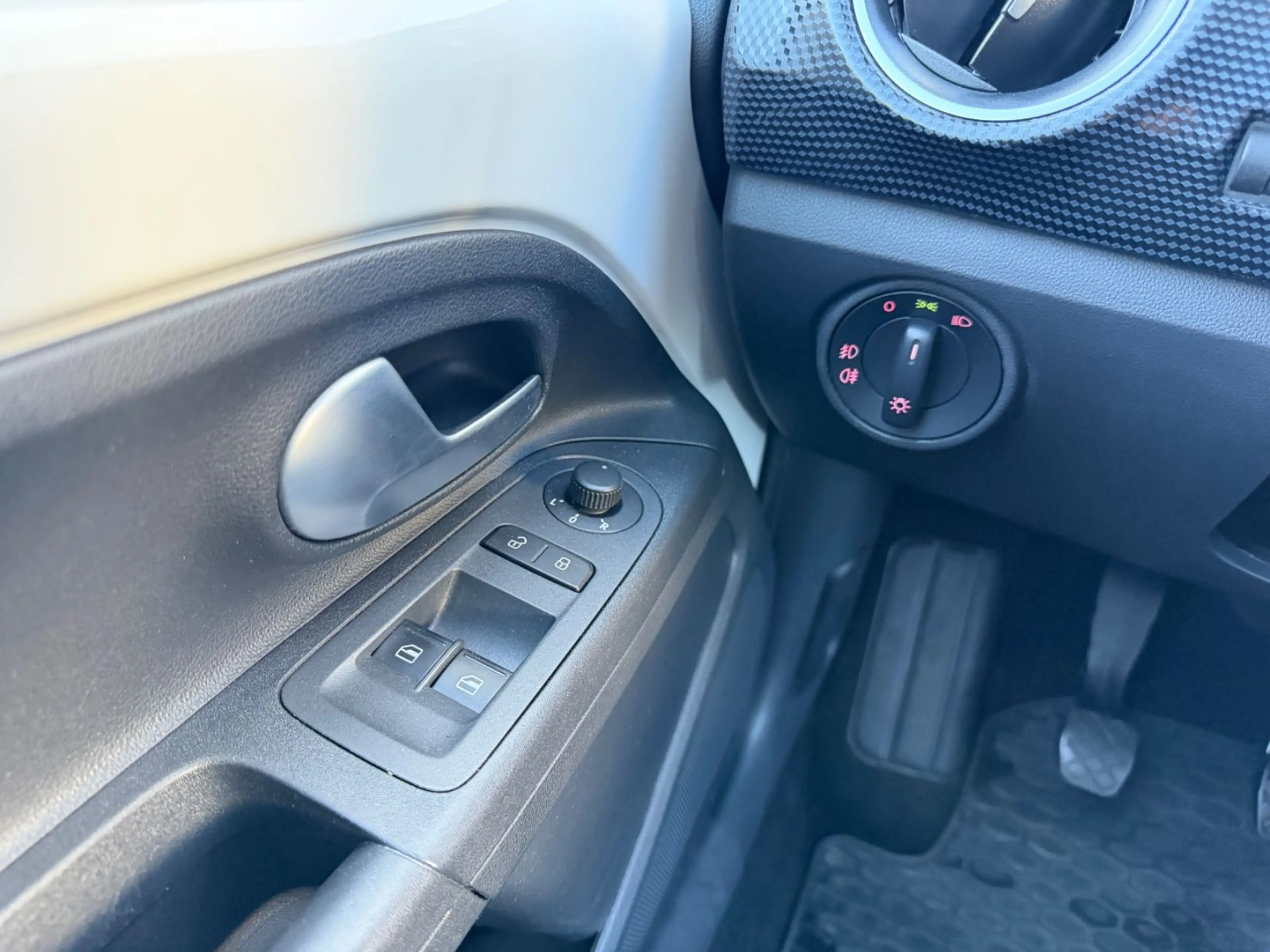 Volkswagen up! move up! BMT/Start-Stop/ Service neu/ SHZ — photo 14