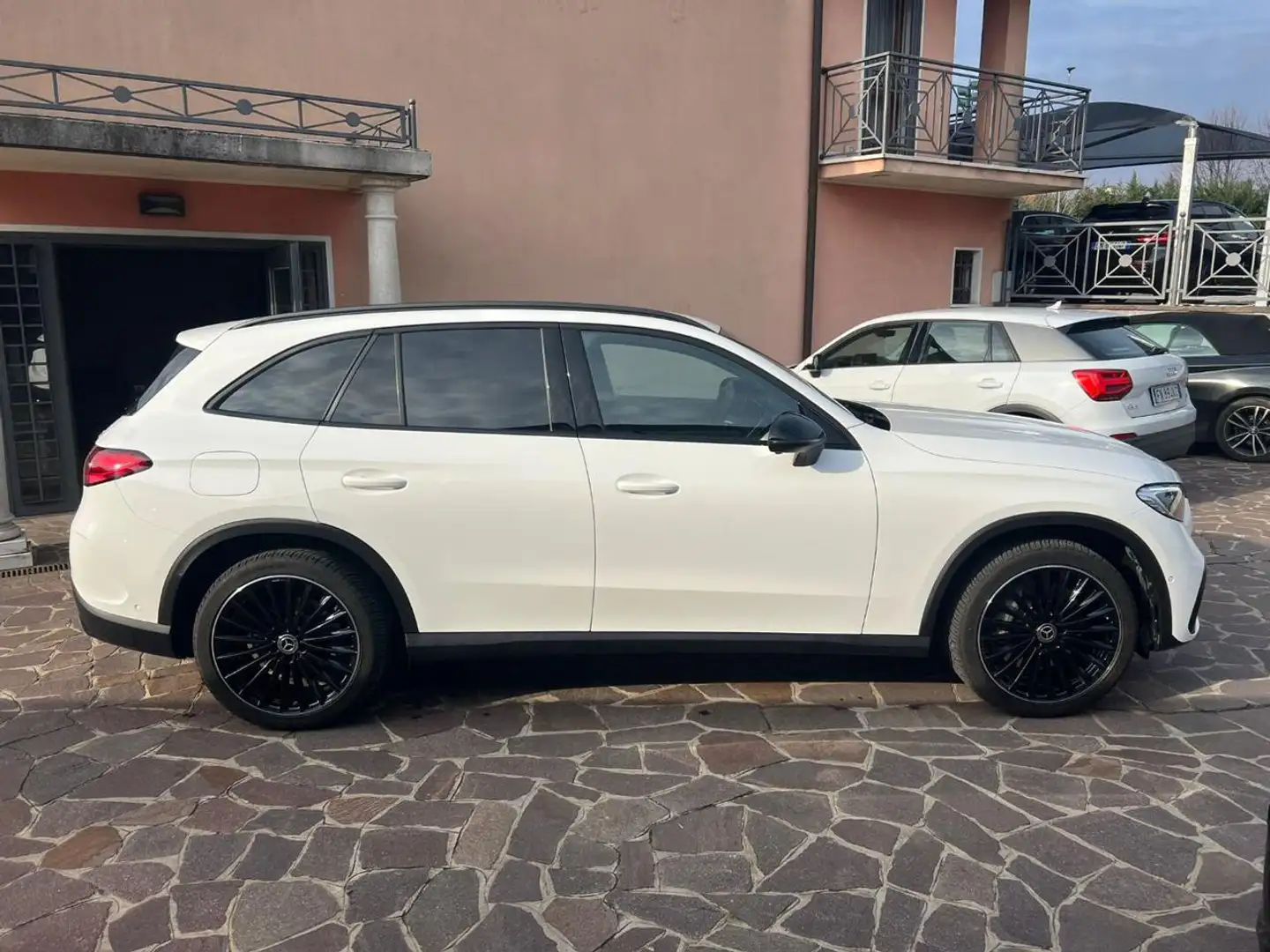 Mercedes-Benz GLC 220 d 4Matic Mild Hybrid AMG Line Premium Plus Bianco - 2