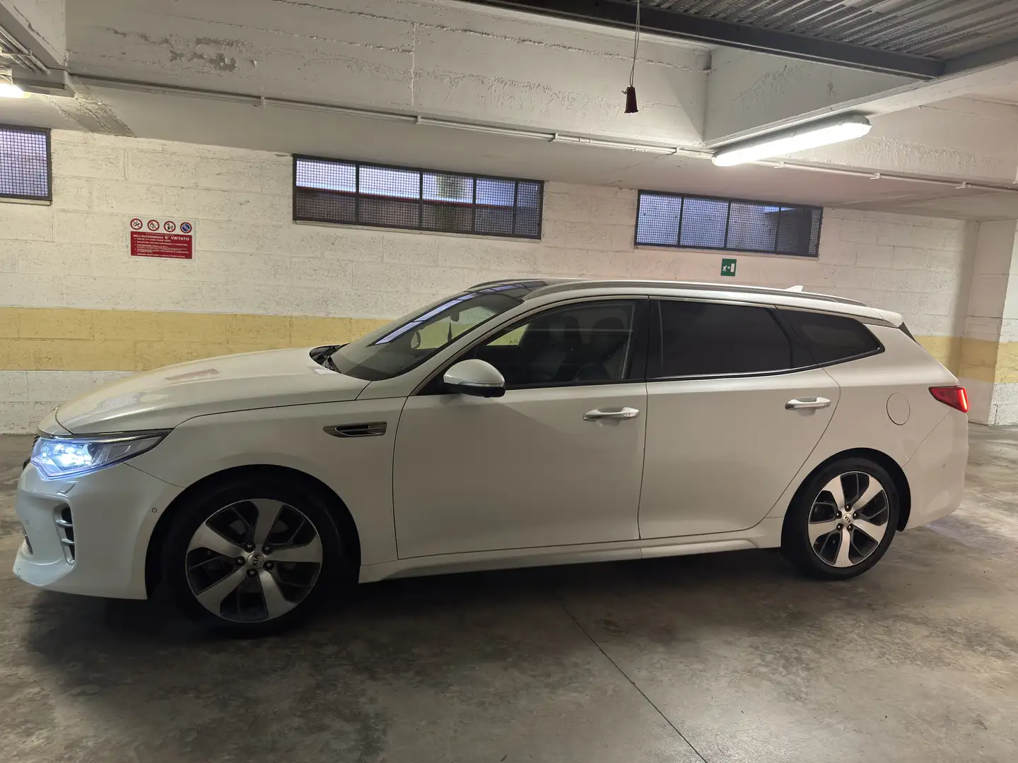 Kia Optima SW 1.7 crdi GT Line Premium Pack 141cv dct 7m - 2