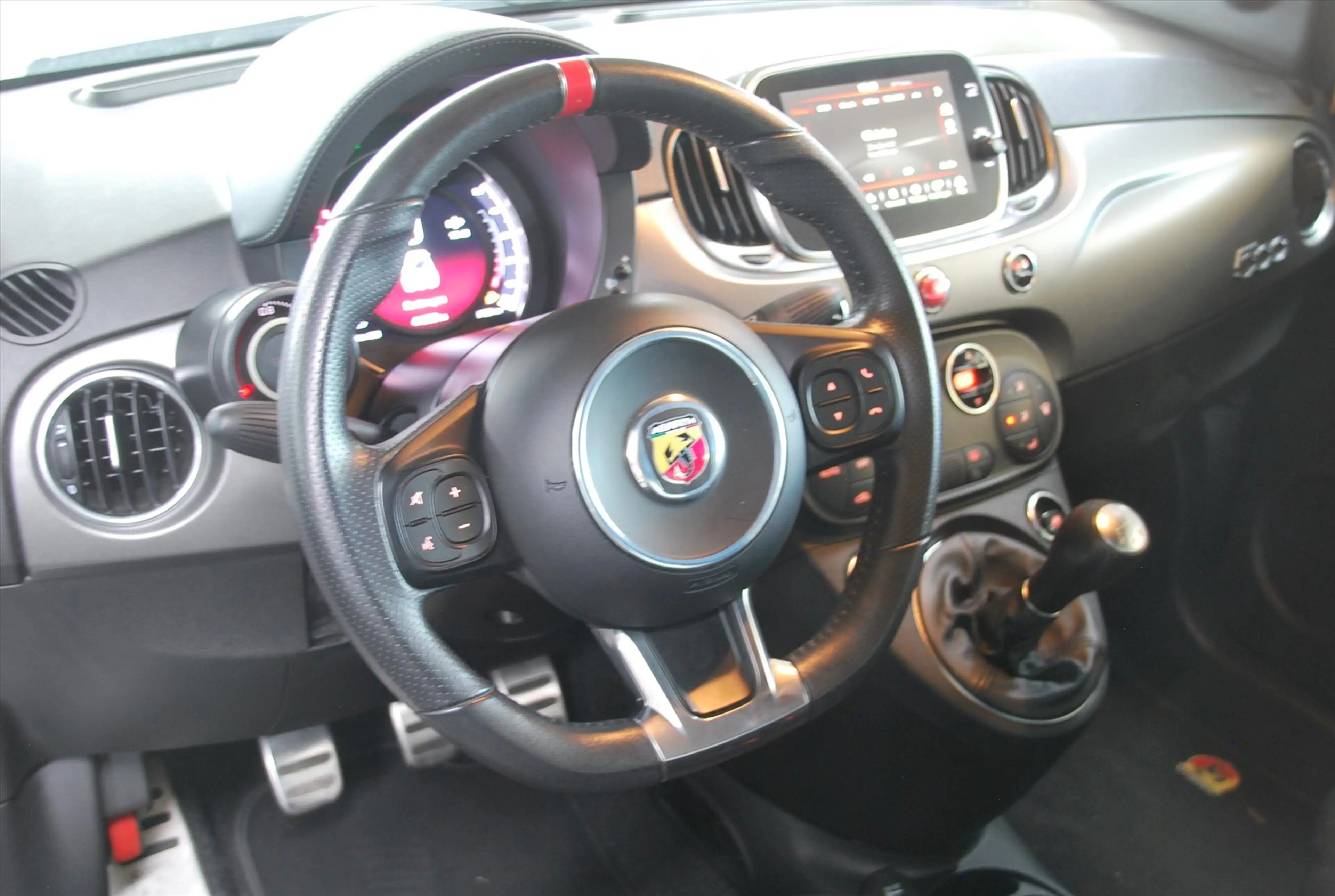 Fiat 500 Abarth 1.4 16V 120KW 595 — photo 12