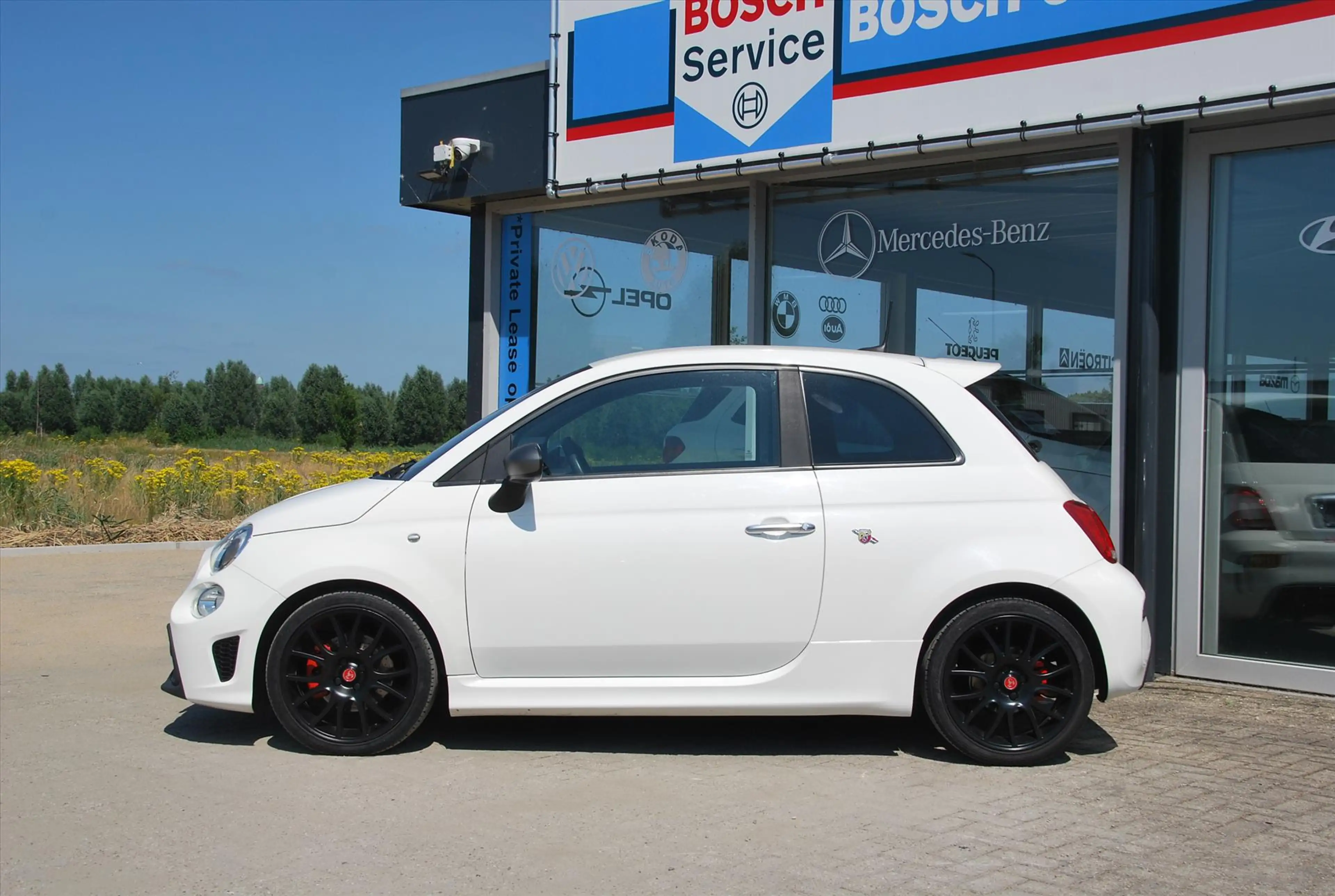 Fiat 500 Abarth 1.4 16V 120KW 595 — photo 2