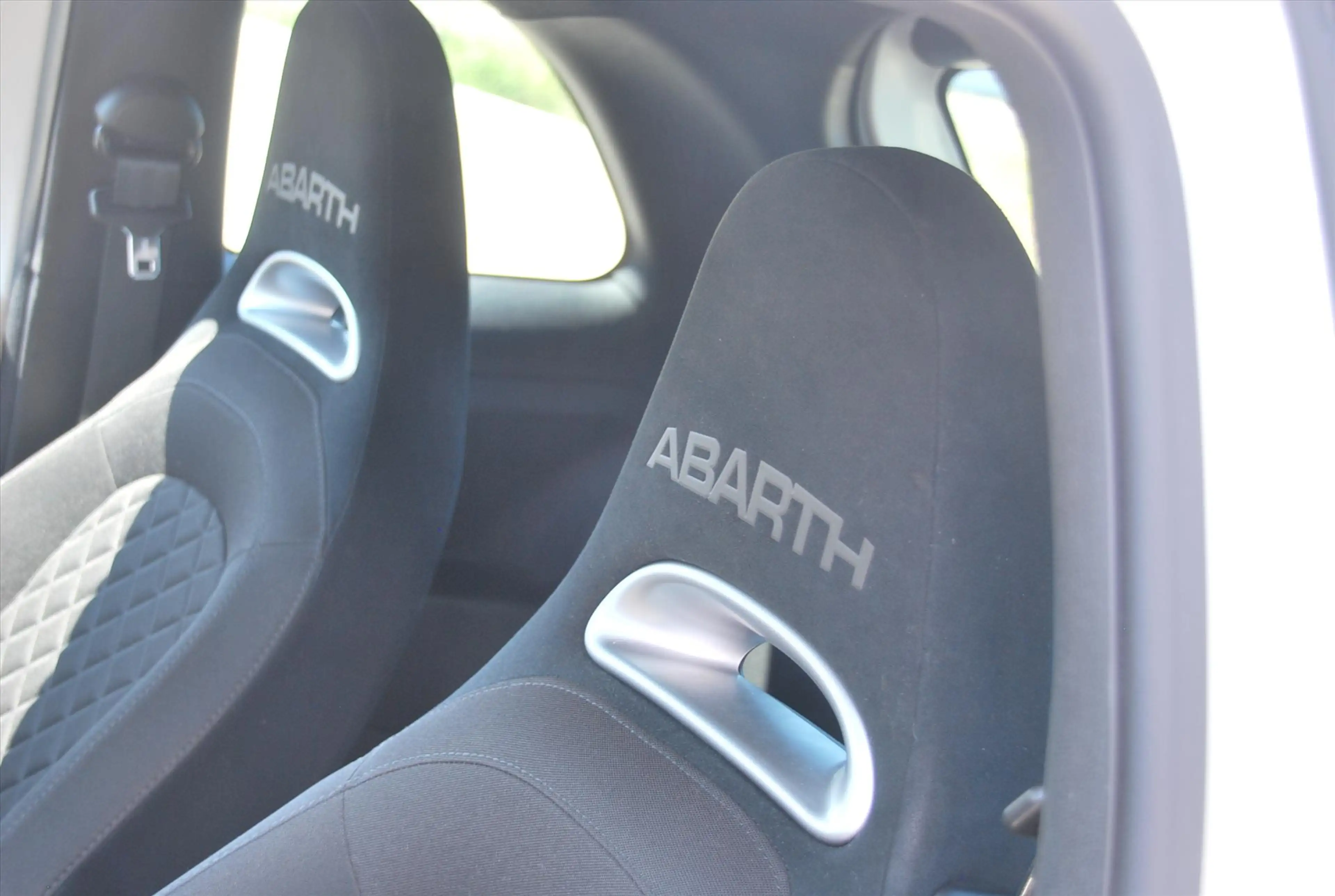 Fiat 500 Abarth 1.4 16V 120KW 595 — photo 15