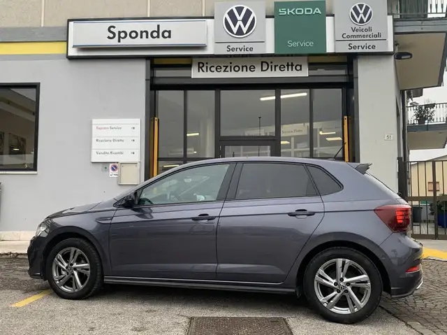 Volkswagen Polo VI 2023 1.0 TSI R-LINE 95cv FULL LED  ACC CAR PLAY