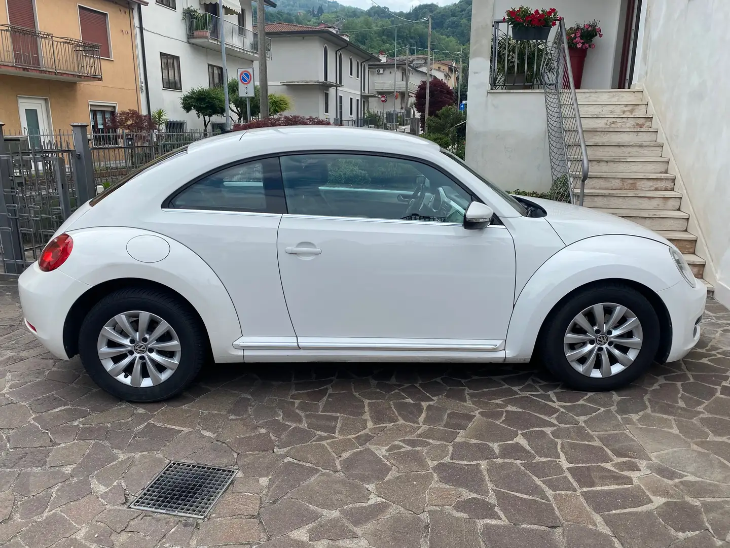 Volkswagen Beetle Diesel 1.6 Bianco - 2
