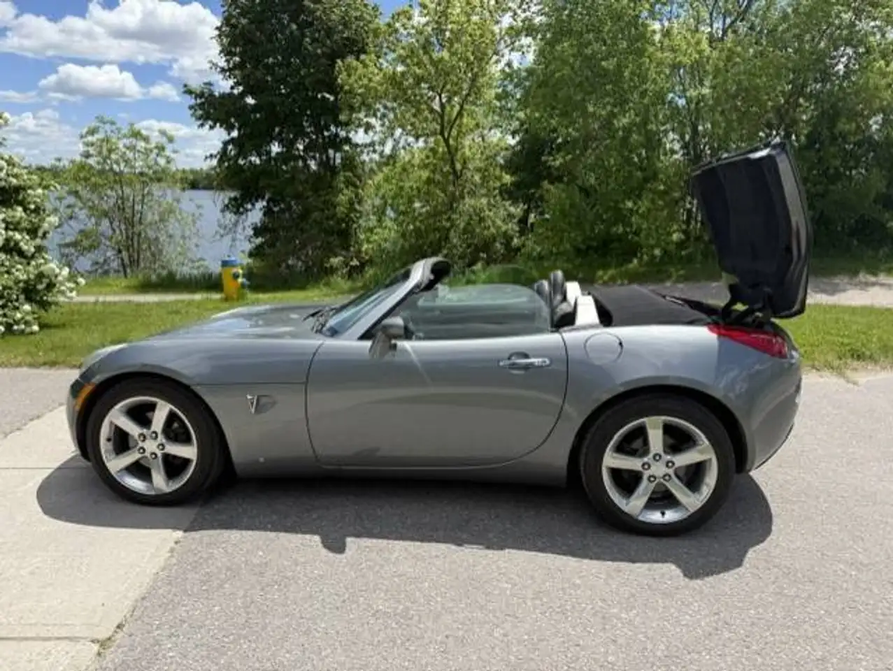 2006 Pontiac Solstice
