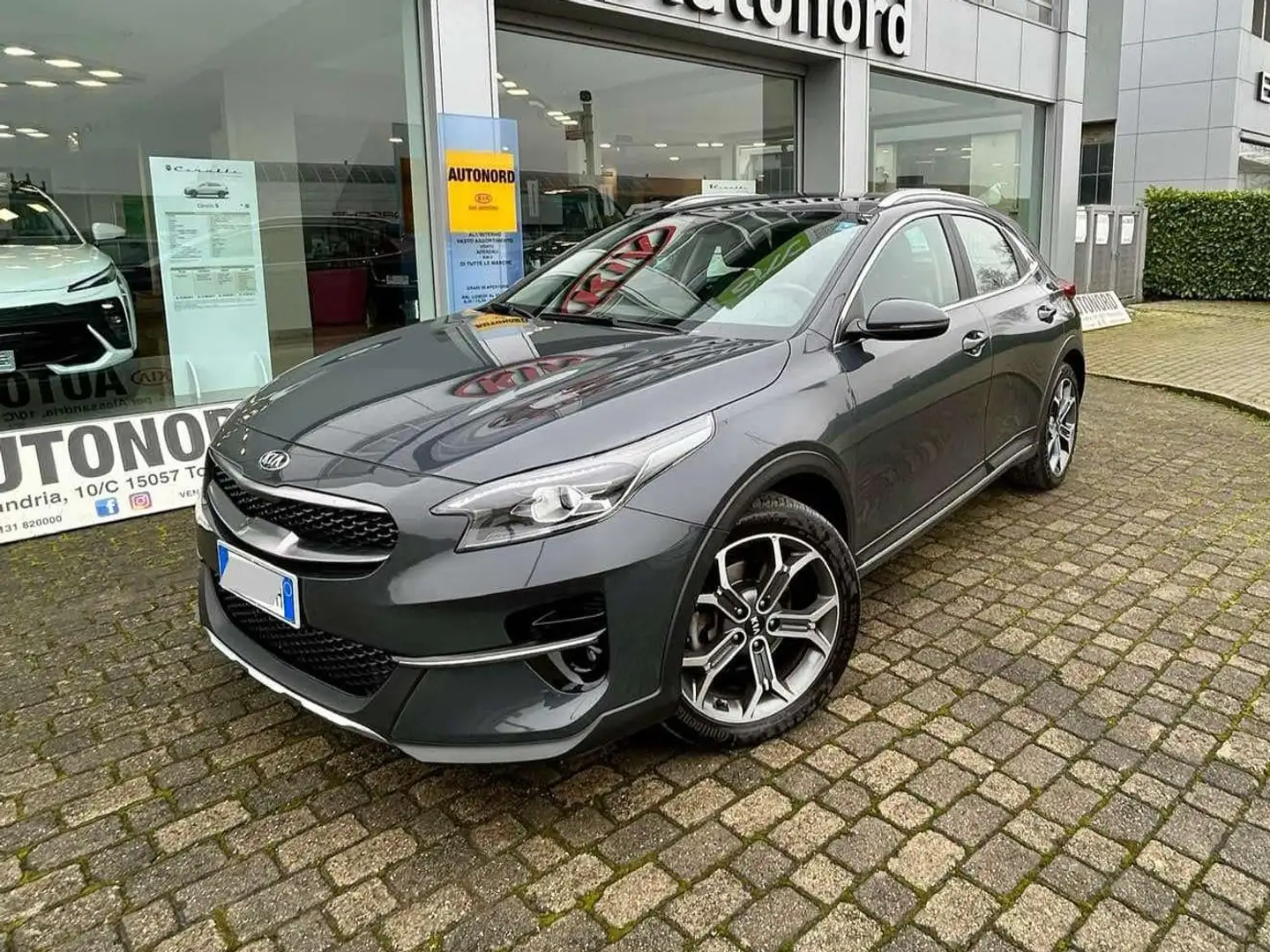 Kia XCeed XCeed 1.6 crdi mhev Style 136cv imt Grijs - 1