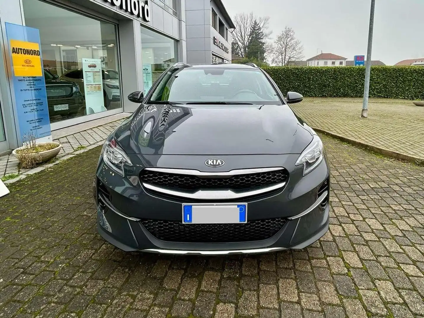 Kia XCeed XCeed 1.6 crdi mhev Style 136cv imt Grijs - 2