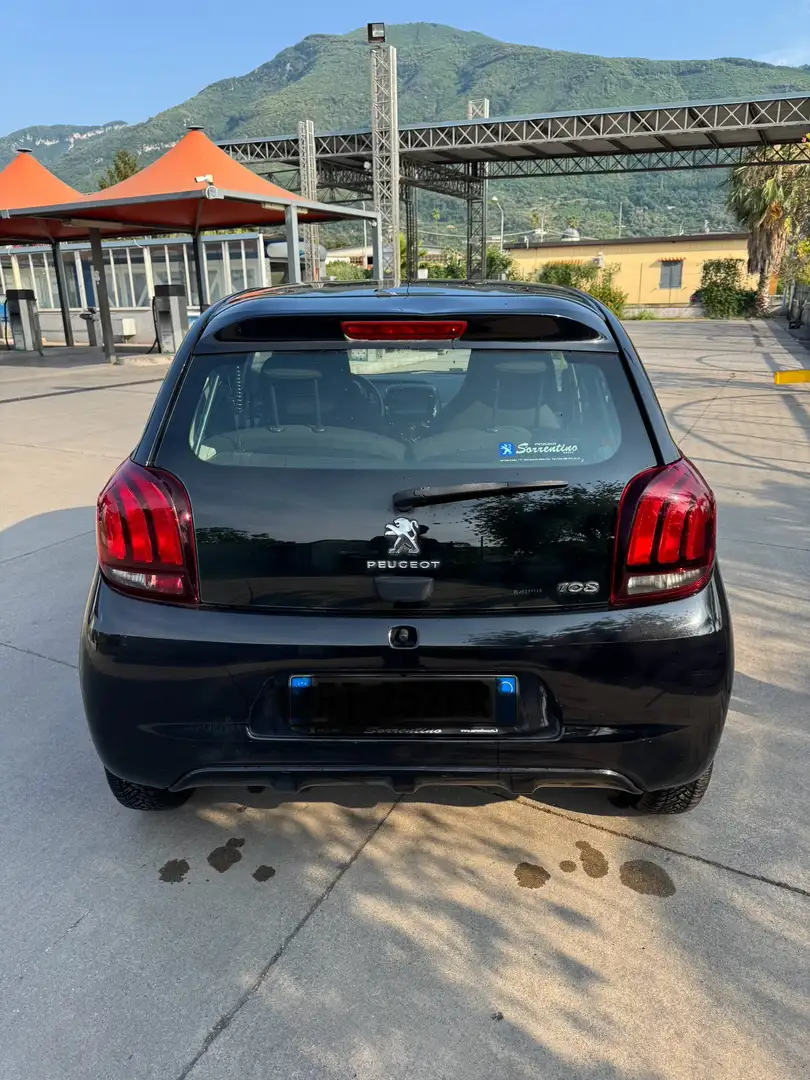 Peugeot 108 allestimento Allure . Nero - 2