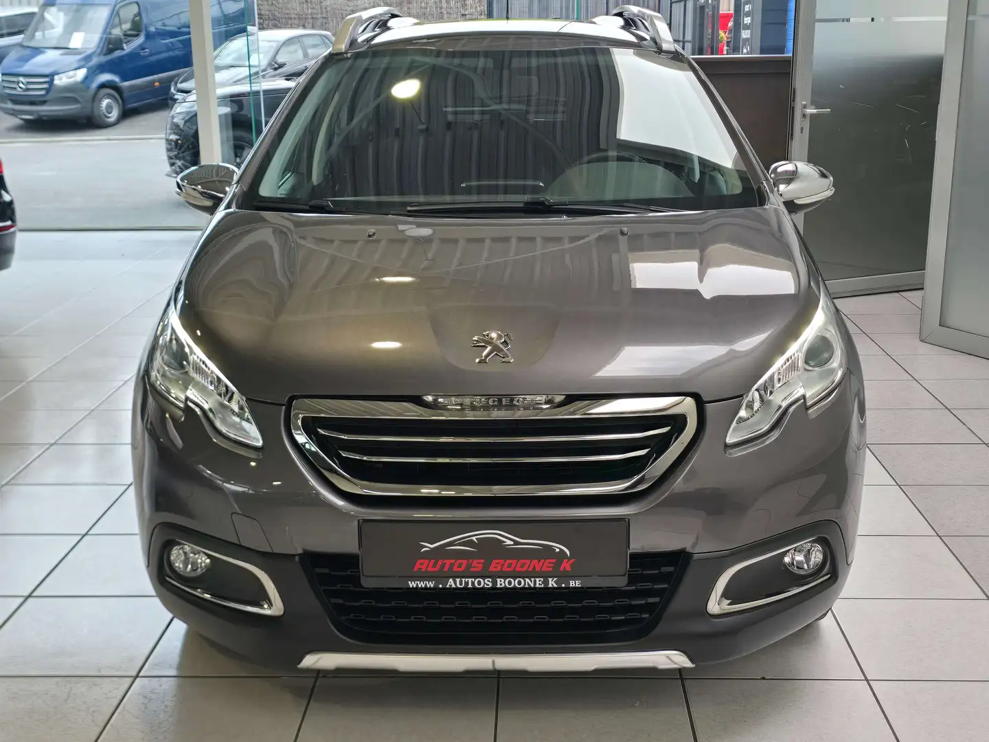 Peugeot 2008 2008 PureTech 82 Allure Grijs - 2