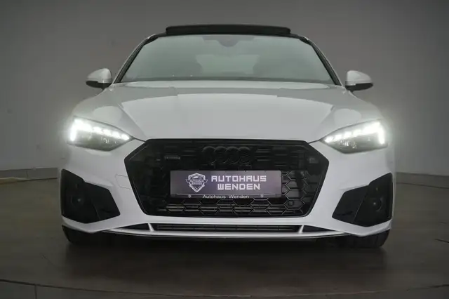 Audi A5 view 3