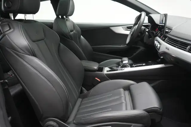 Audi A5 view 9