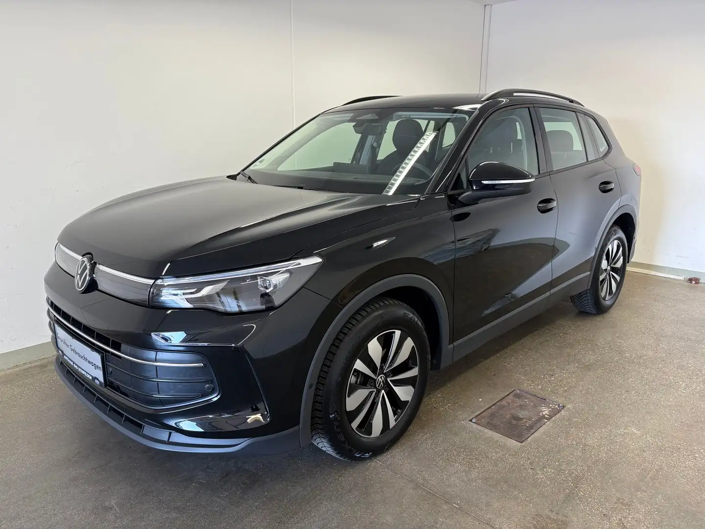 Volkswagen Tiguan Life eTSI DSG Schwarz - 1
