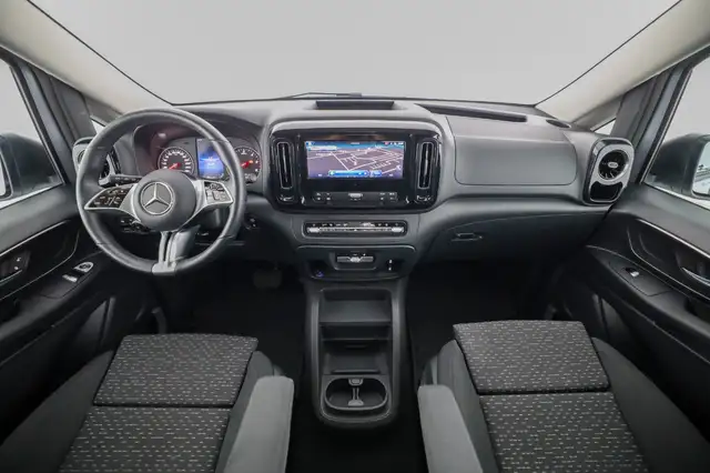 Mercedes-Benz Vito 116 CDI Kombi 4x4 SELECT Lang Distr Navi Ansicht 11