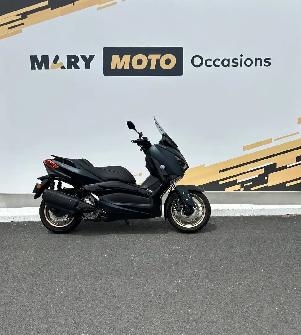 Yamaha X-Max 300 Blauw - 1