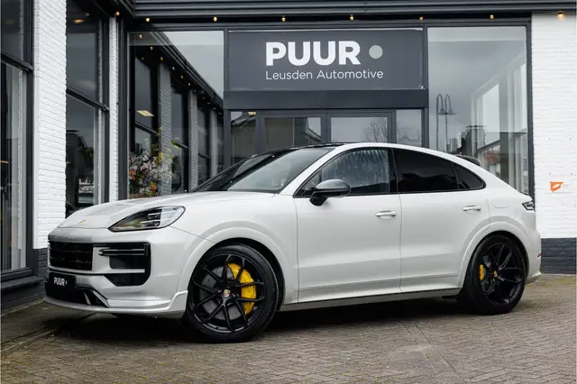 Porsche Cayenne Coupé 4.0 Turbo E-Hybrid Cashmere Beige Techart -