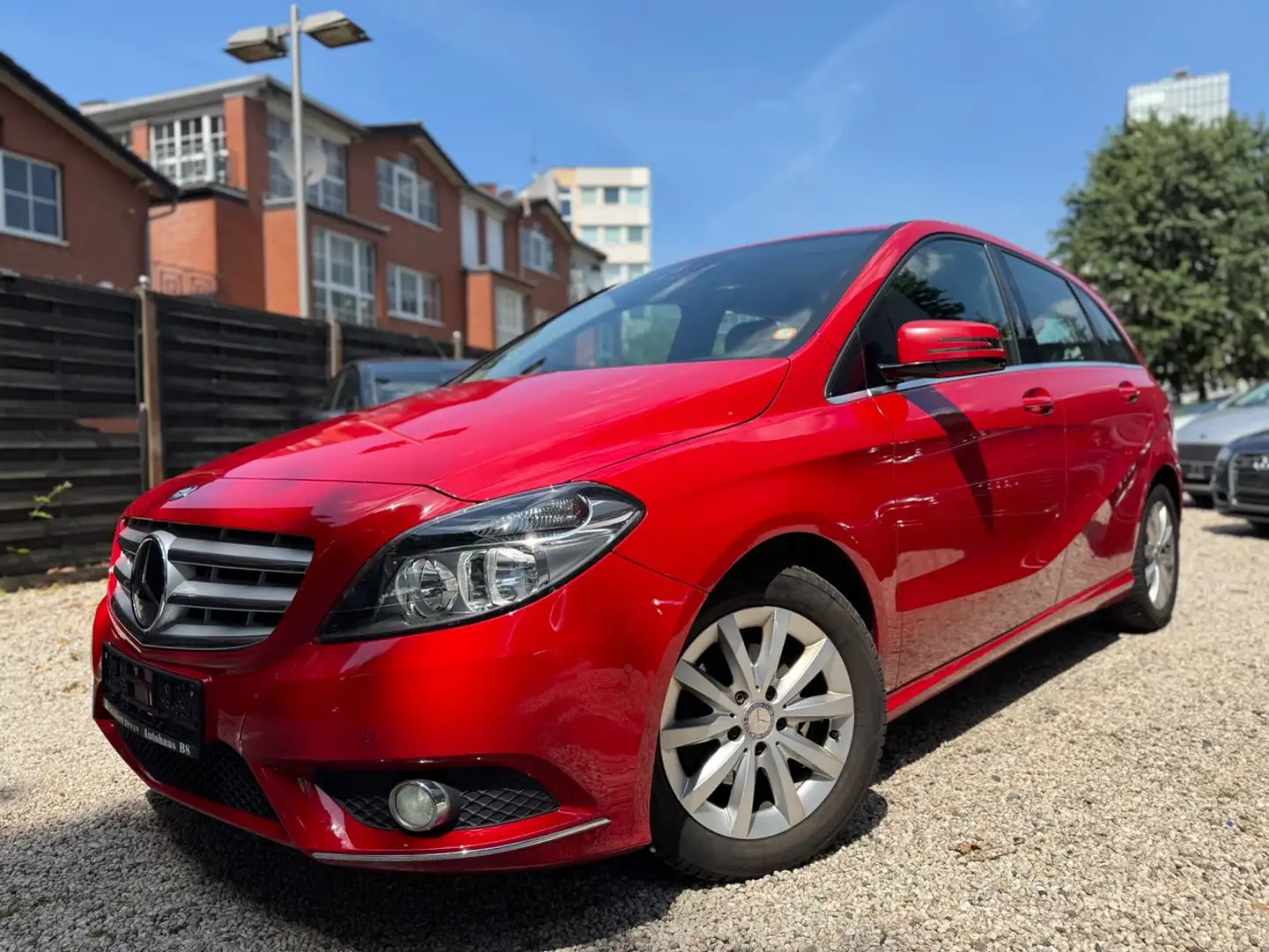 Mercedes-Benz B 200 B200 CDI/AUT./NAVI/SHZ/PDC/LEDER/MB S-HEFT/KLIMA Rood - 1