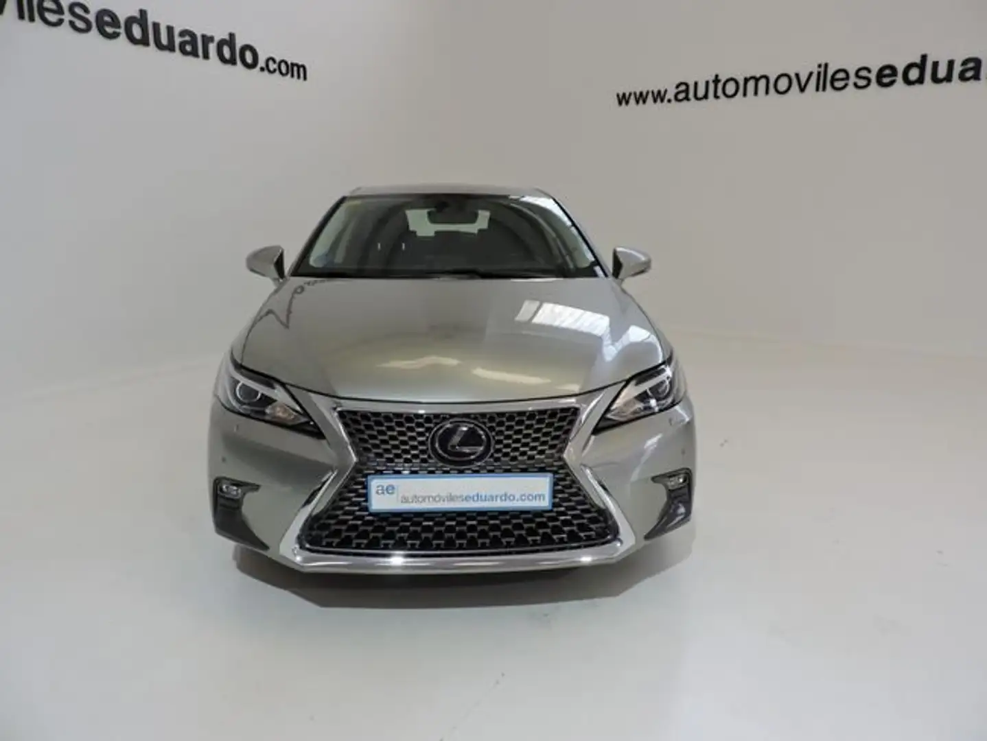 Lexus CT 200h Executive Plateado - 2