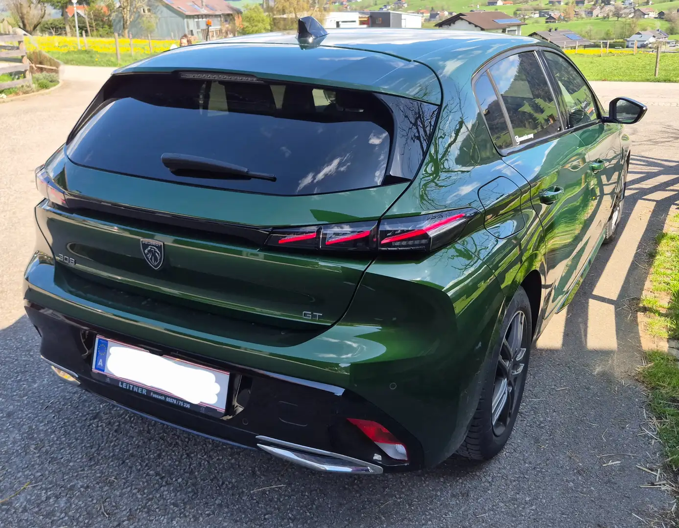 Peugeot 308 308 BlueHDi 130 GT-Pack Alcantara Keyless DAB Grün - 1