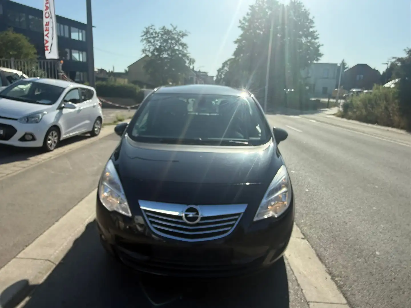 Opel Meriva 1.7 CDTi Enjoy DPF automatique Noir - 1