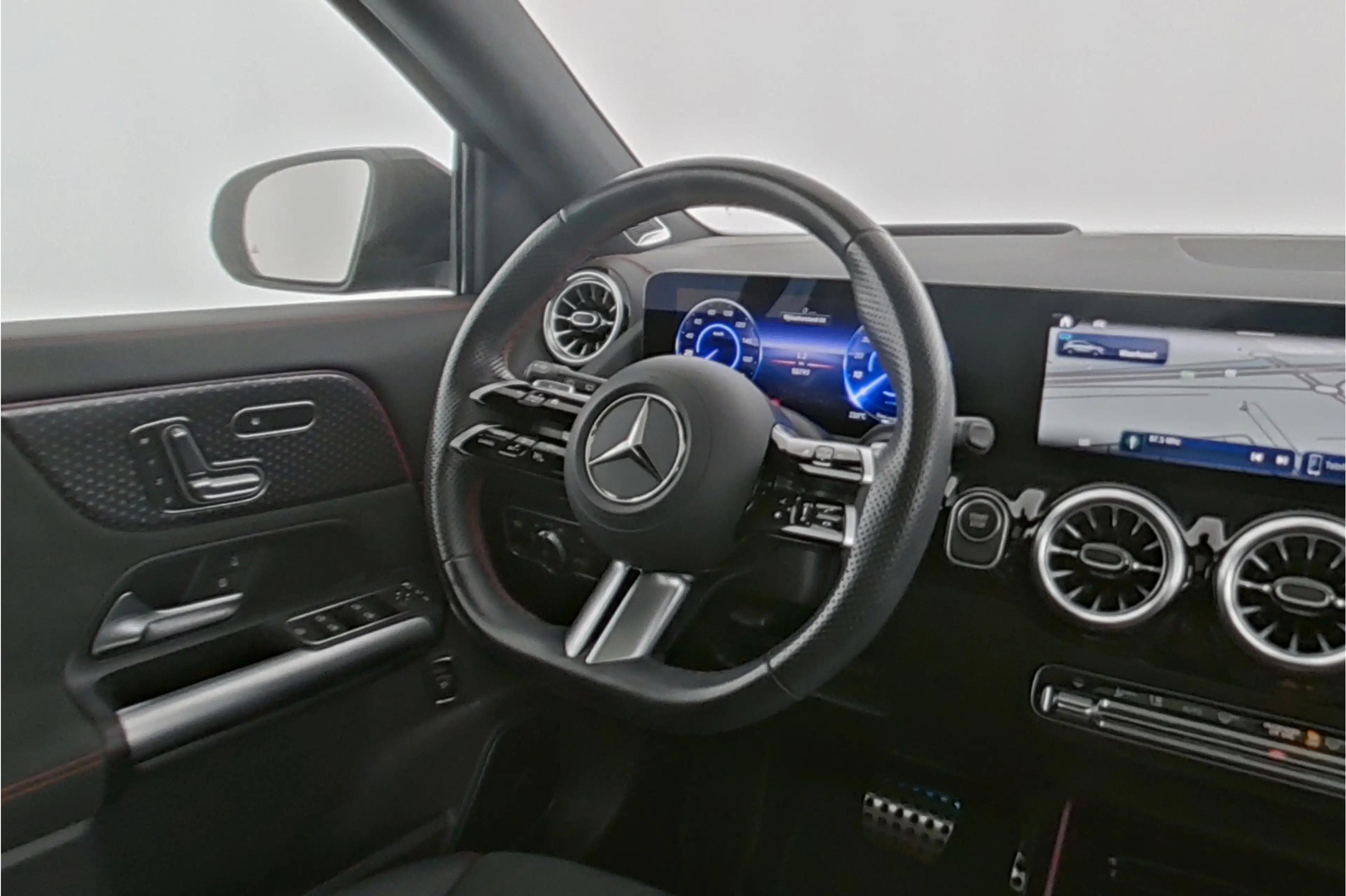 Mercedes-Benz EQA 250 250+ AMG Line 71 kWh AMG Line | Night Pakket | Pan — photo 5