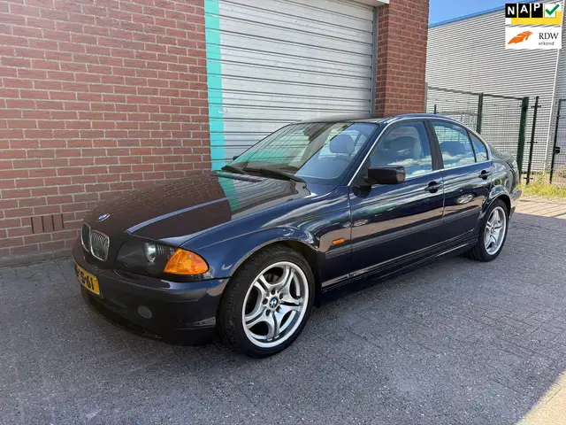 BMW 323 3-serie 323i Executive automaat NAV. Bj:1999 NAP!