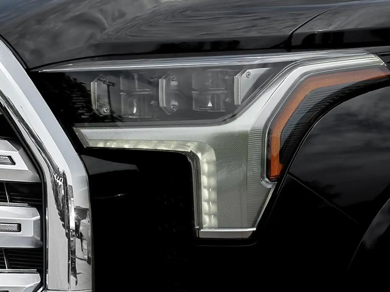 Toyota Tundra снимка Toyota Tundra