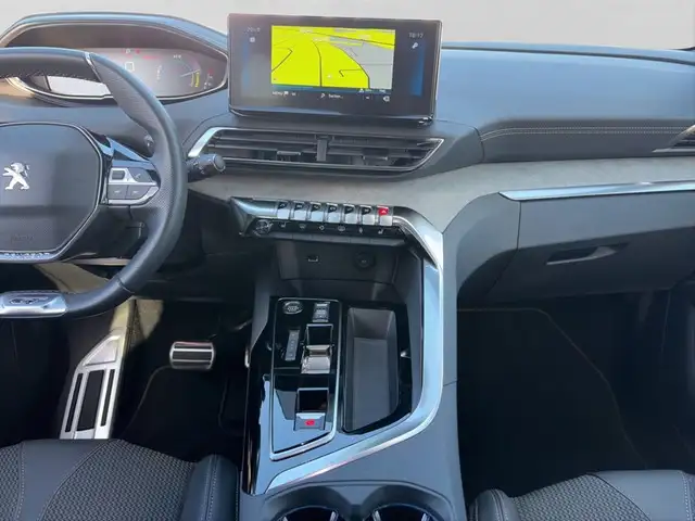 Peugeot 3008 view 11