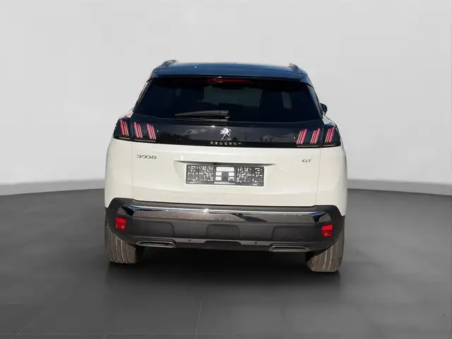 Peugeot 3008 view 4