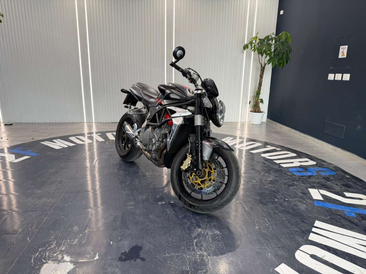 MV Agusta Brutale 910 Brutale 910 R