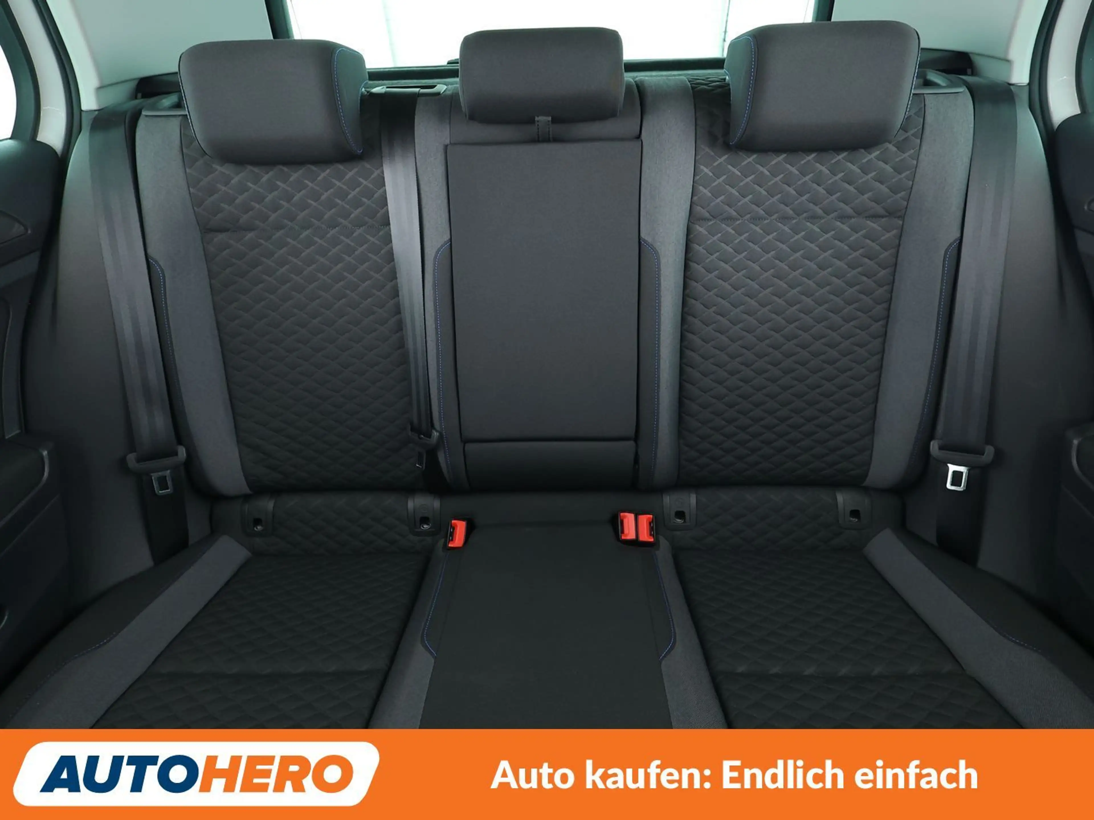 Volkswagen Golf 1.0 TSI Join *NAVI*LED*PANO*PDC*CAM*SHZ* — photo 15