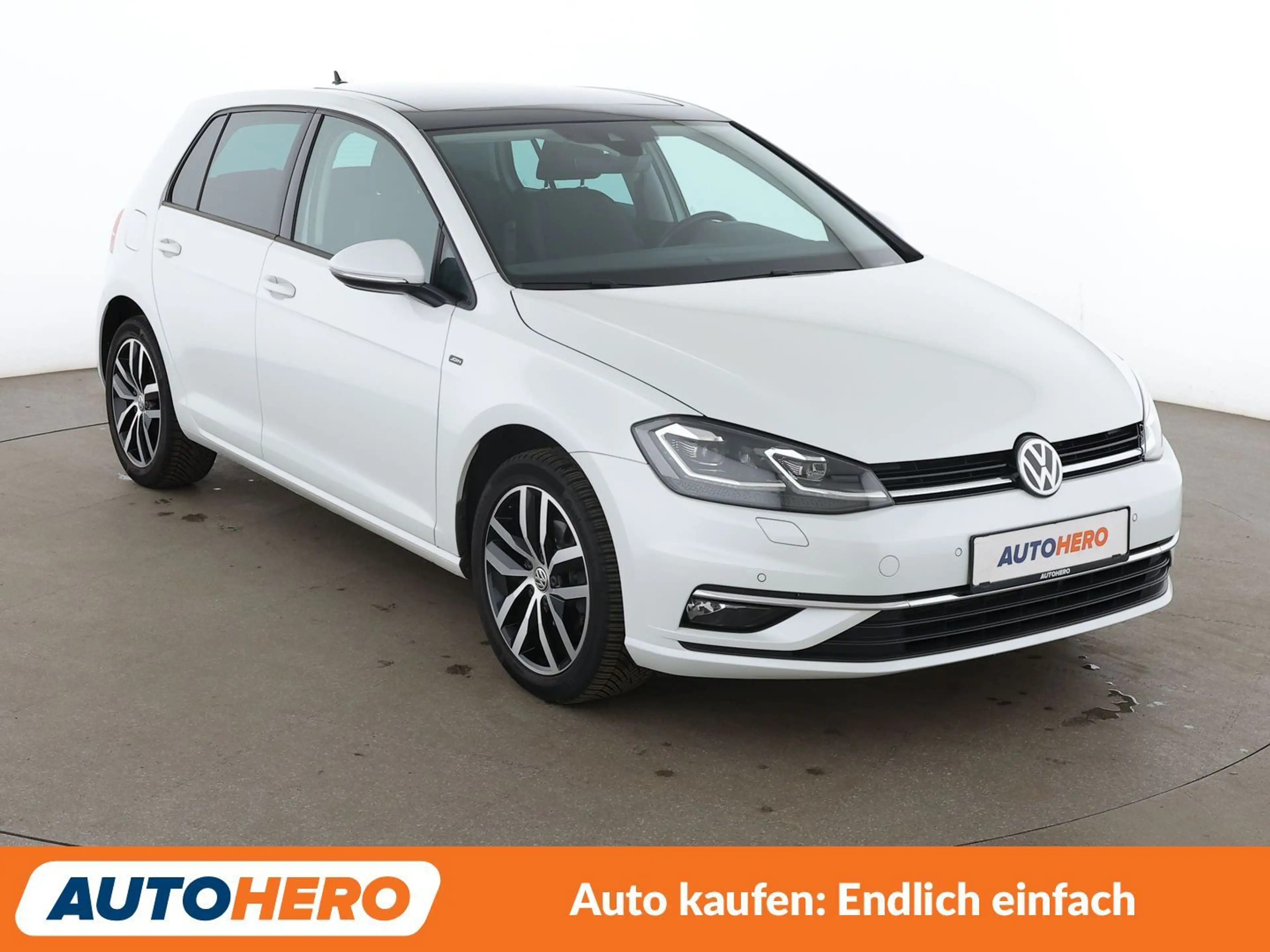 Volkswagen Golf 1.0 TSI Join *NAVI*LED*PANO*PDC*CAM*SHZ* — photo 8