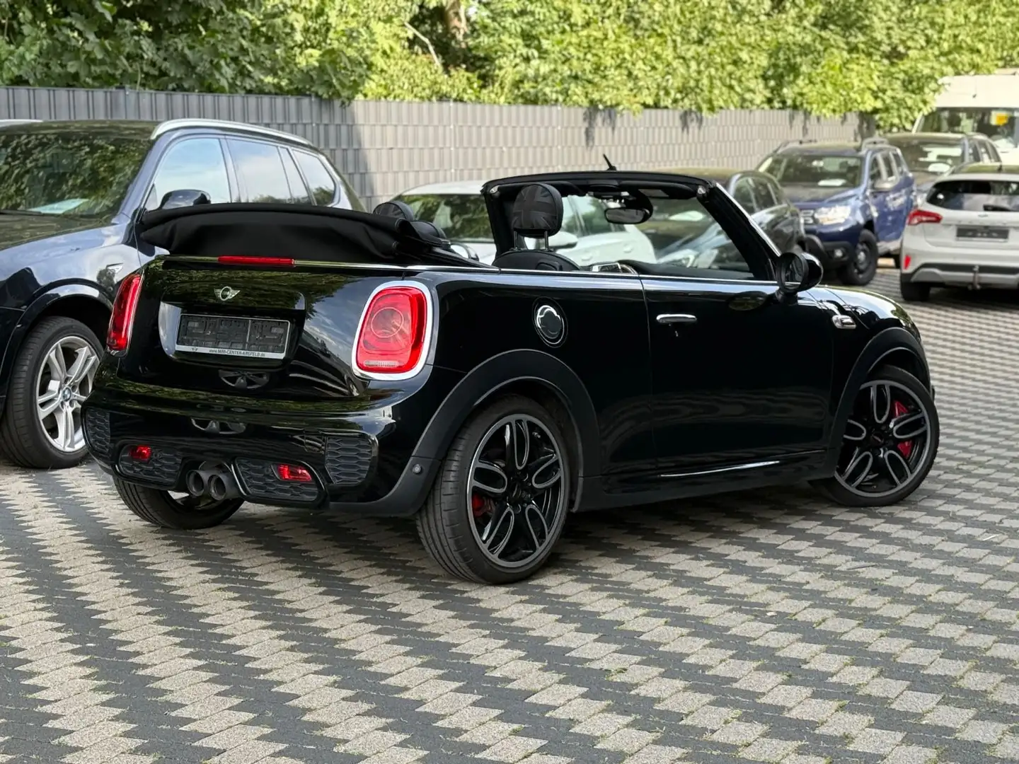 MINI John Cooper Works Cabrio Navi Prof Voll!!! Nero - 2