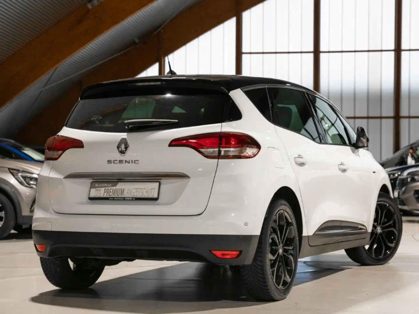 Renault Scenic IV Black Edition TCe 140 EDC HUD Panorama Navi Sou Weiß - 2