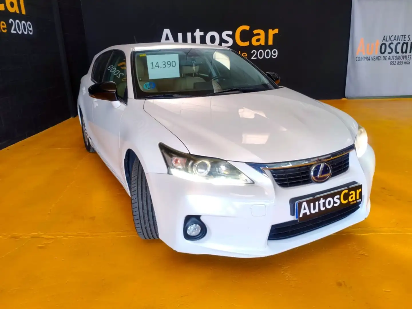 Lexus CT 200h Blanc - 2