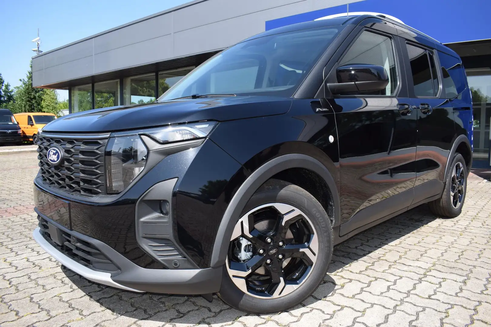 Ford Tourneo Courier Active PDC Kamera SHZ ALU NAVI Schwarz - 1