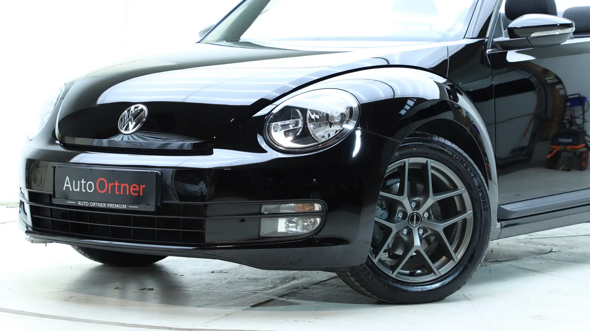 Volkswagen Beetle 1,2 TSI BlueMotion Tec Schwarz - 2