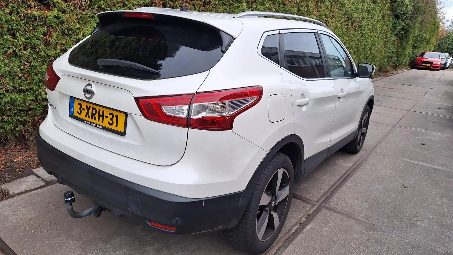Nissan Qashqai 1.2 Premier Edition Bianco - 2
