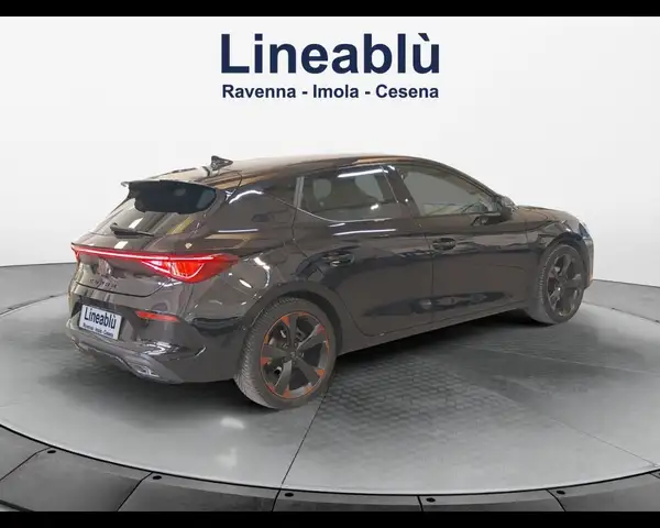 CUPRA Leon view 5