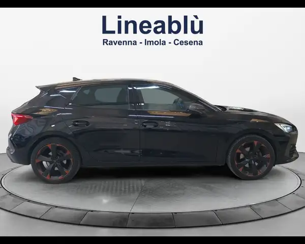 CUPRA Leon view 6
