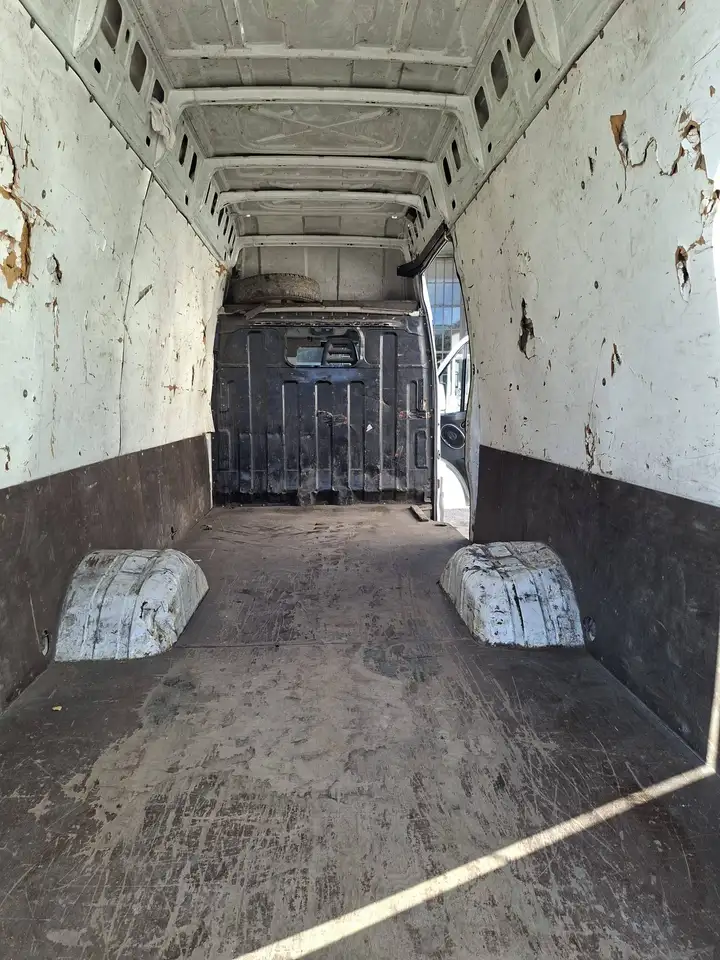 Iveco Daily 35C13, foto 10