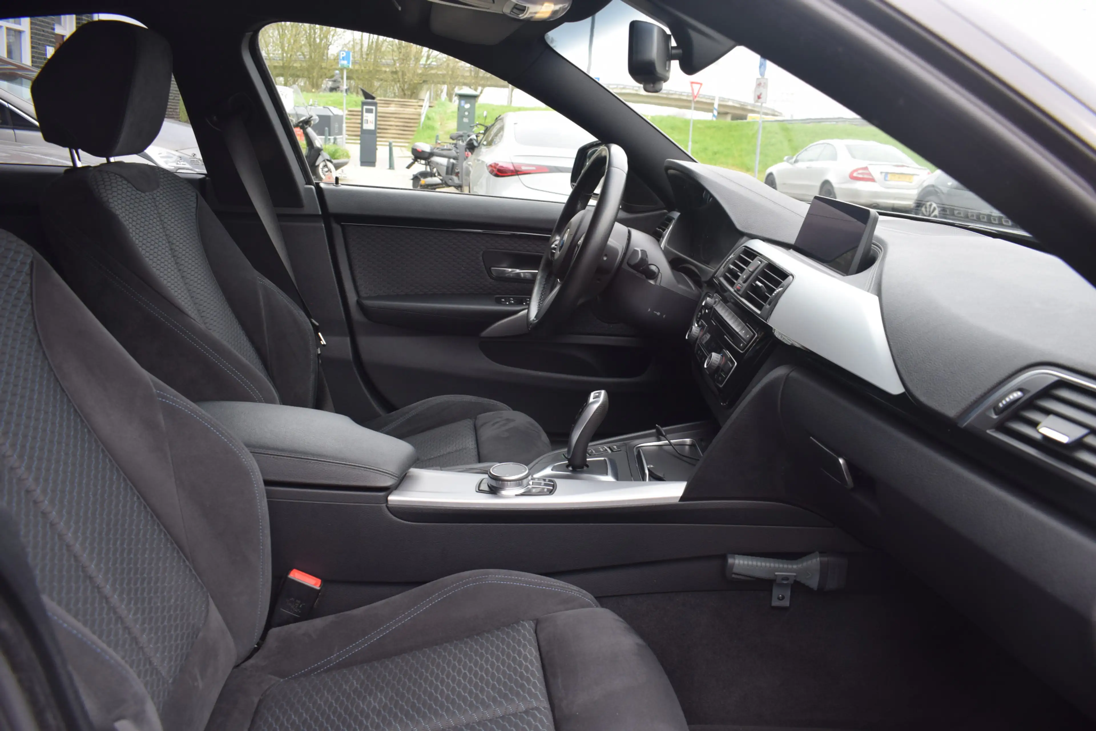BMW 418 4-serie Gran Coupé 418i Executive Edition M-Sport — photo 24