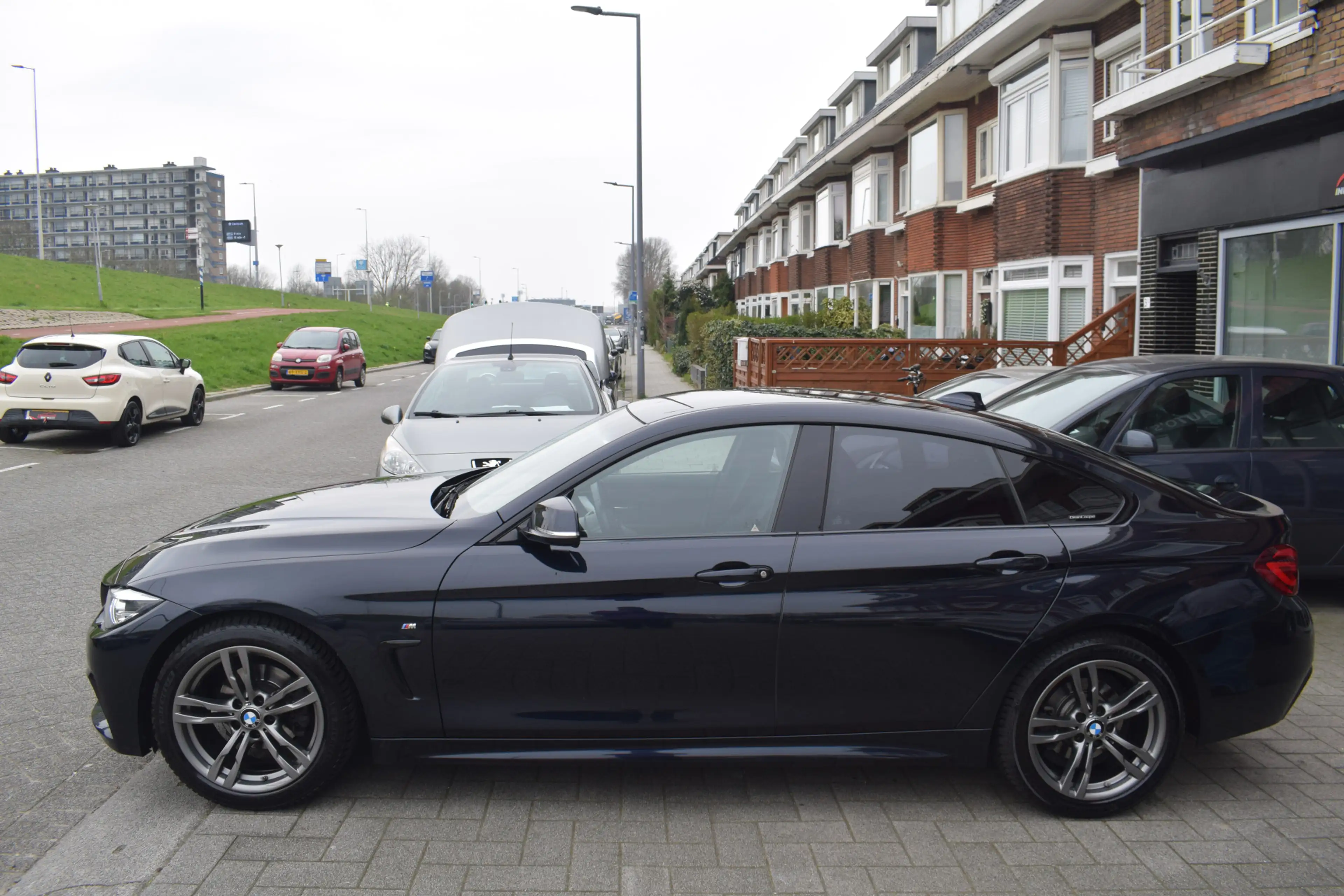 BMW 418 4-serie Gran Coupé 418i Executive Edition M-Sport — photo 10