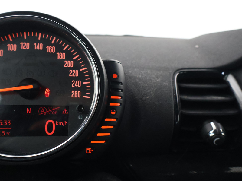 MINI Cooper Clubman 1.5 136 PK MOONWALK GREY + ZWART DAK | 17 INCH ZWA — photo 24