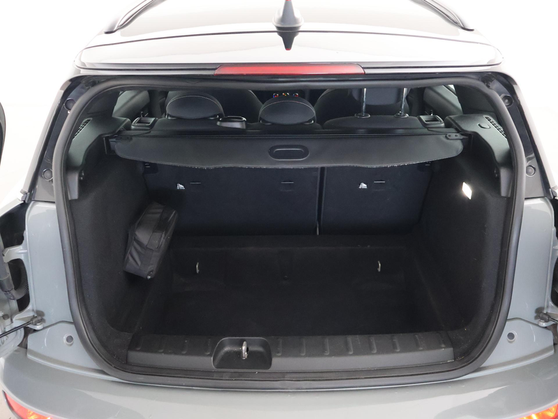MINI Cooper Clubman 1.5 136 PK MOONWALK GREY + ZWART DAK | 17 INCH ZWA — photo 9